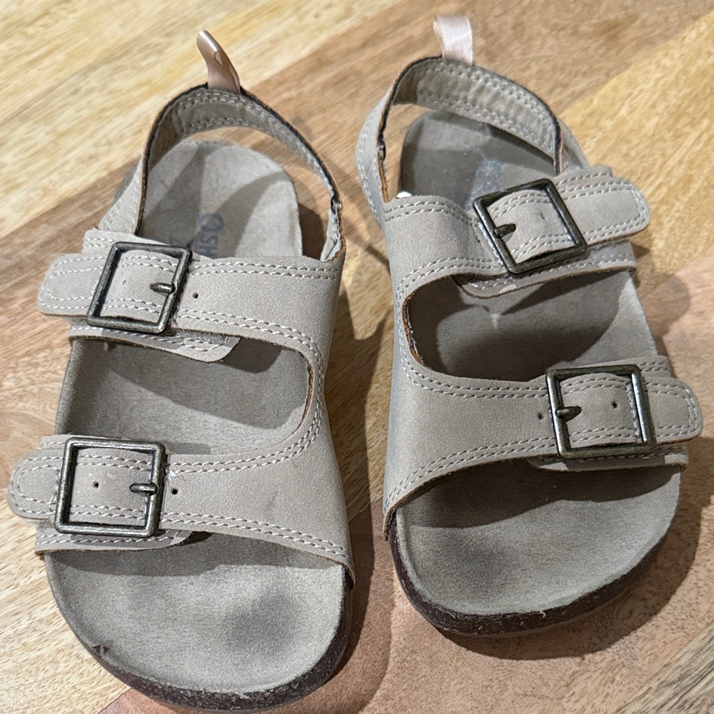 OshKosh B'gosh Kids Sandals in Light Brown